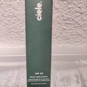 ciele blush & PROTECT - Behati